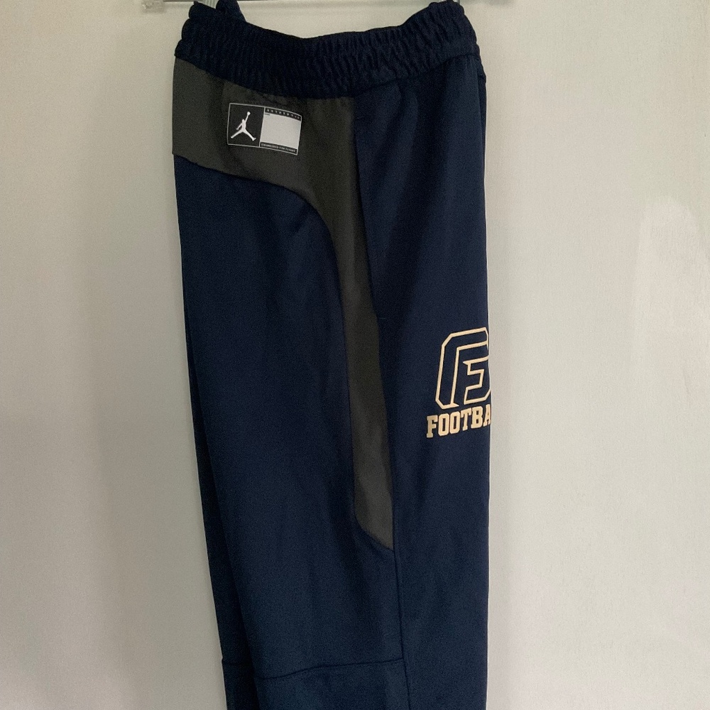 Nike Jordon Track pants George Fox logo size Large